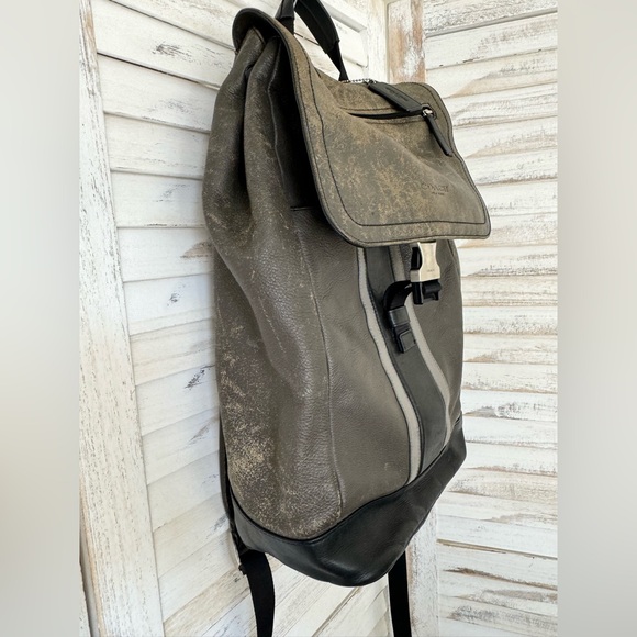 COACH HERITAGE SPORT LEATHER BACKPACK Brown/Gray/Black Distressed - Picture 5 of 14
